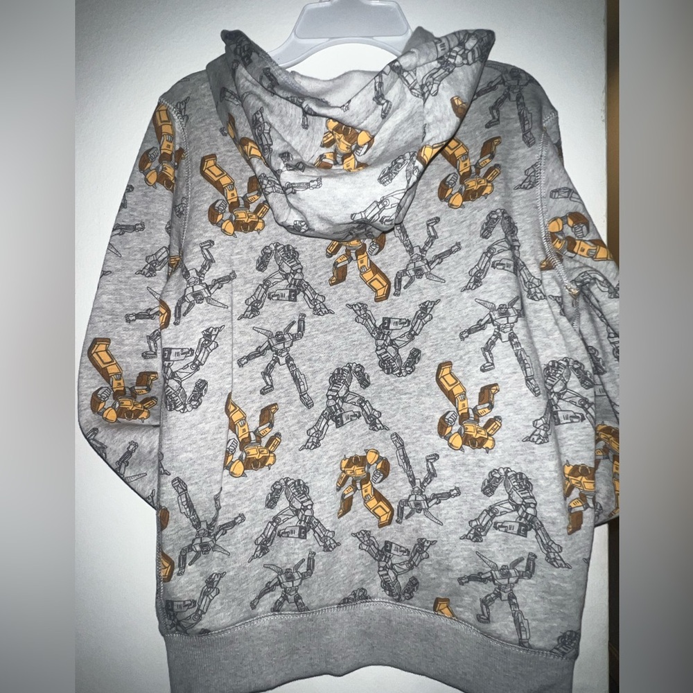 Zip sweater